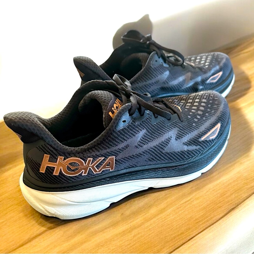 Black Hoka tennis shoes. Barely worn.
